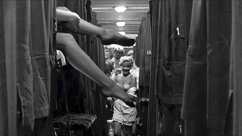Some Like It Hot still 5
