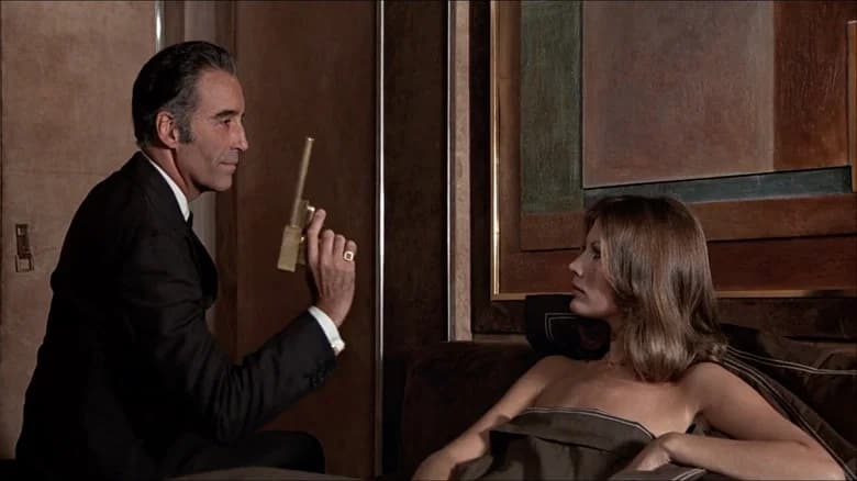 The Man with the Golden Gun still 4