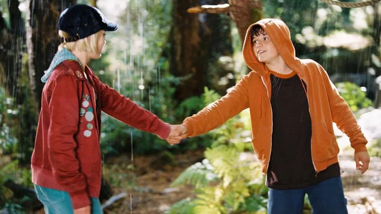 Bridge to Terabithia still 2